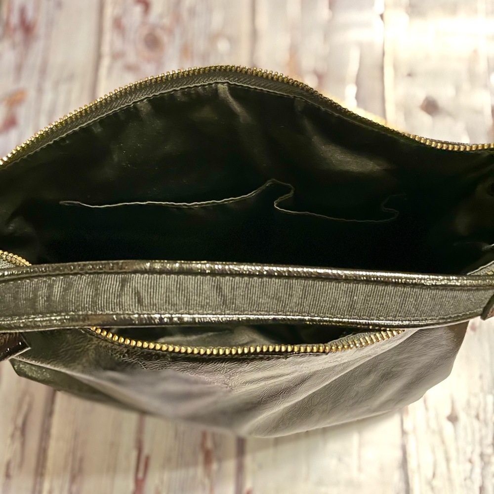 Coach Daisy Liquid Gloss Patent Leather shoulder bag - Picture 8 of 11